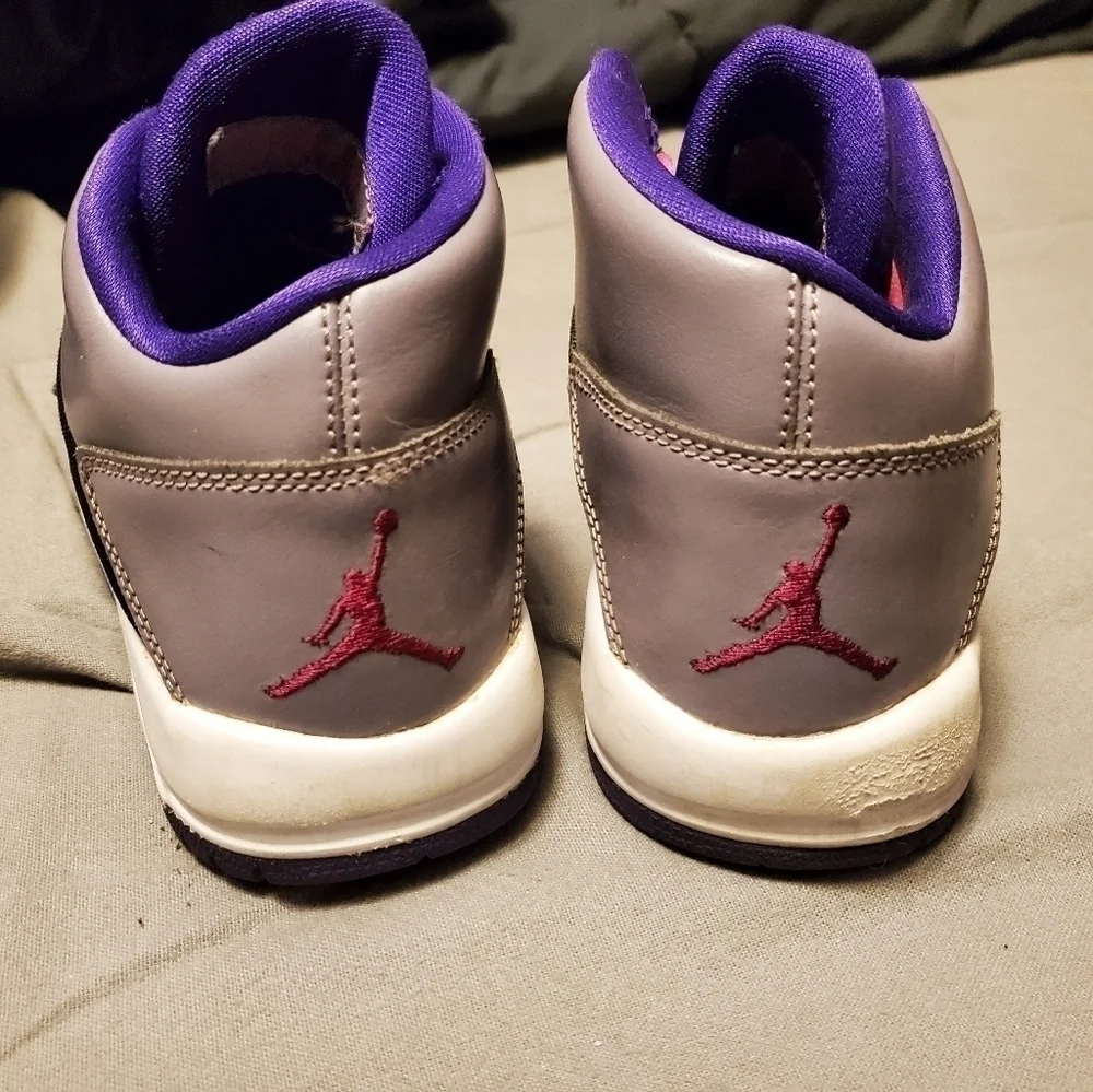 Jordan Youth Size 4.5Y